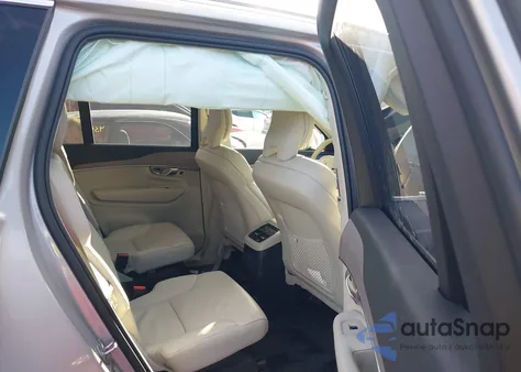 2024 Volvo Xc90 Recharge Plug-In Hybrid T8 Plus 6-Seater z USA, uszkodzony, nr VIN YV4H60LE9R1222808